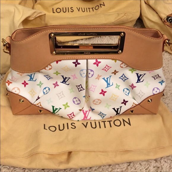 Louis Vuitton Handbags - 💯% Authentic Louis Vuitton Judy PM